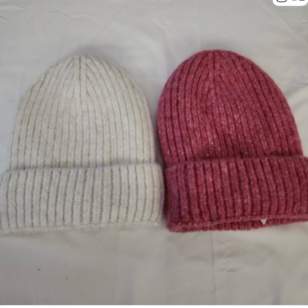 Time and tru Women's lot of 2 pink white beanie hats #EE2